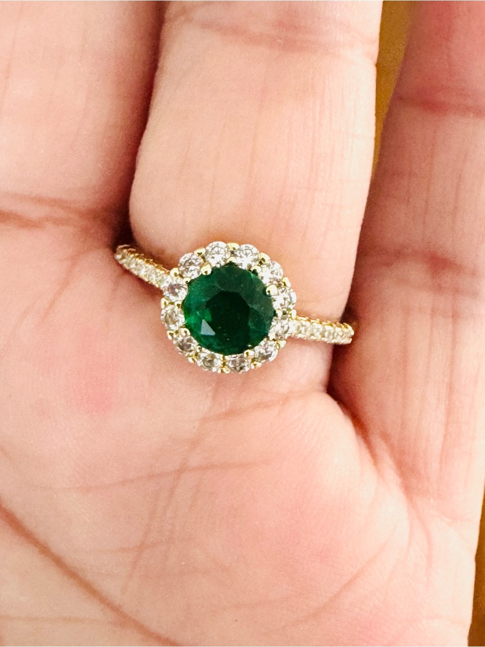 18K Gold Plated Halo Ring with Emerald Green Centerstone. Size 9. New